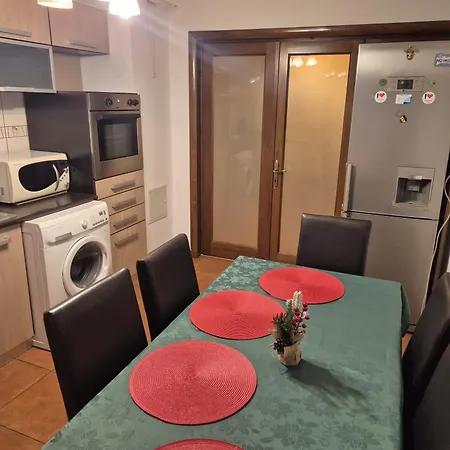 3 Promenada Mall Apartment Craiova